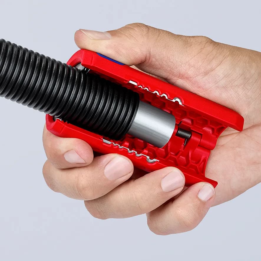 Knipex 902202SB Spiral Kablo Kesme Ve Sıyırma Aleti 100 mm thumbnail 2