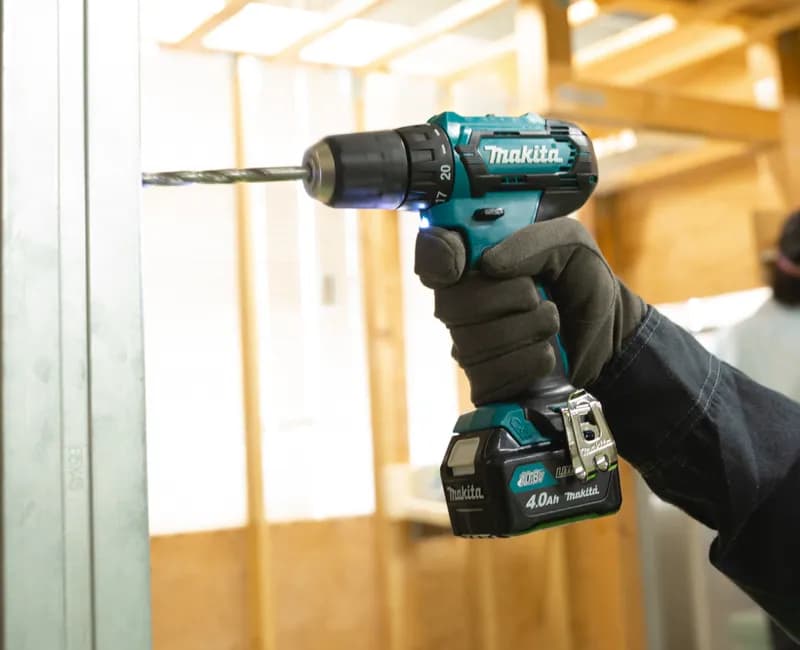 Makita DF333DWAE Darbesiz Matkap Vidalama 10.8V thumbnail 2