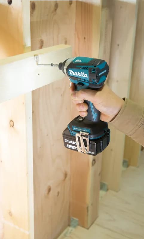 Makita DTD154RFJ Darbeli Vidalama 18V thumbnail 2