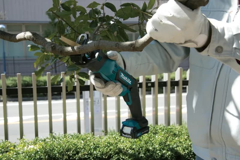 Makita JR105DWAE Kılıç Testere 12V thumbnail 3