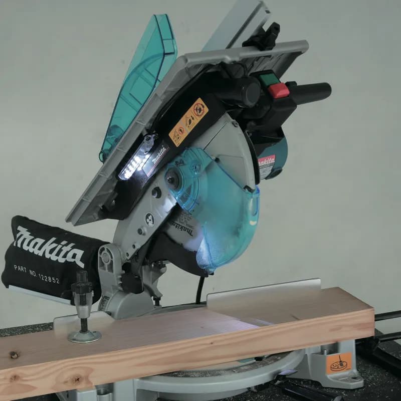 Makita LH1040 Üst Tablalı Gönye Kesme Makinası thumbnail 3
