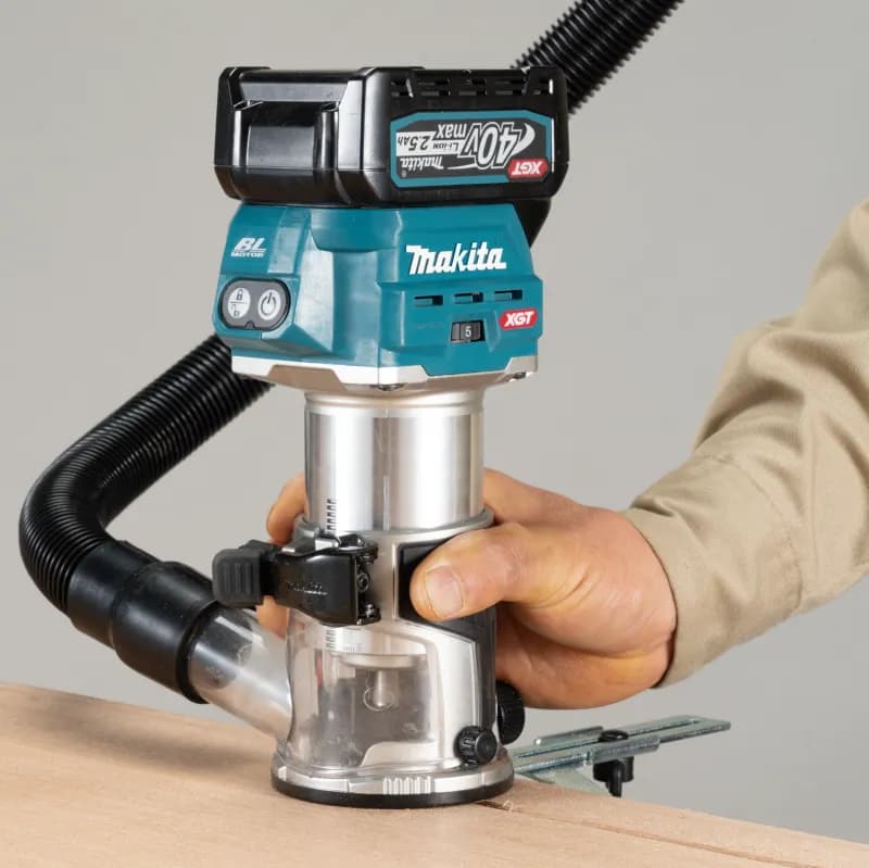Makita RT001G Akülü Freze 40V thumbnail 3