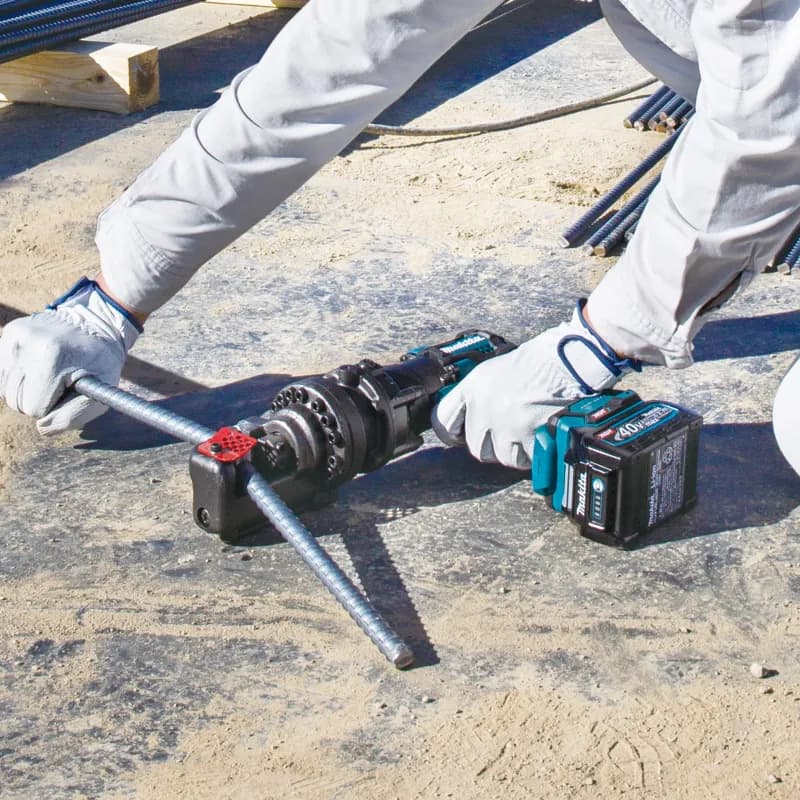 Makita SC001G Akülü Demir Çubuk Kesme 40V thumbnail 2