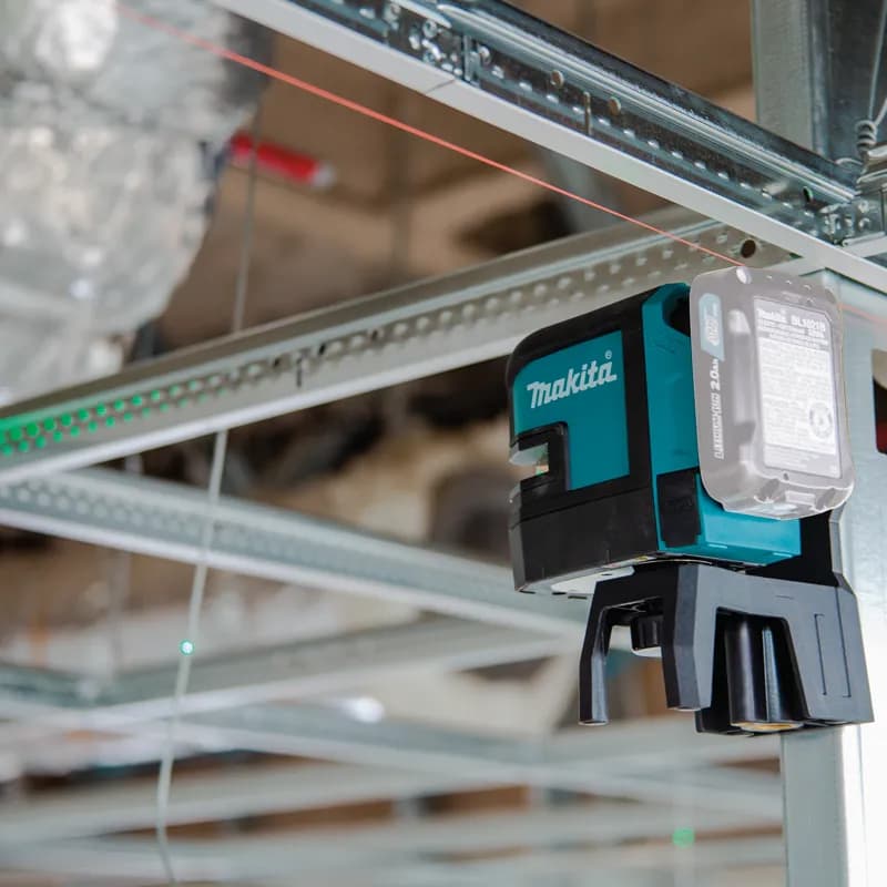 Makita SK106GDZ 4 Nokta Yeşil Çapraz Çizgi Lazeri (Akülü) thumbnail 3