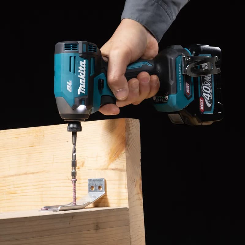Makita TD003G 40vmax Xgt Darbeli Vidalama thumbnail 3